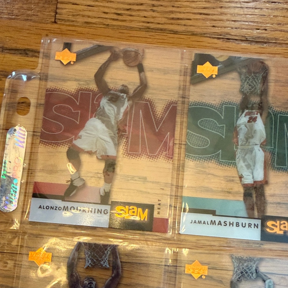 Upper Deck 2000 SLAM Basketball Trading Card Collection in Protective Sheets - Picture 8 of 16